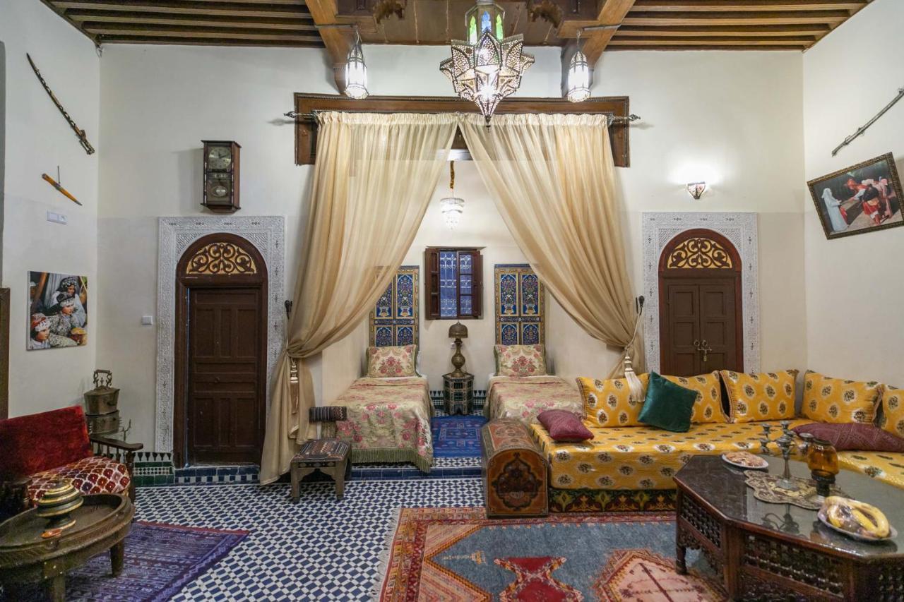 Riad Avec Terrasse Privee Et Piscine Partagee A 300M Fès Extérieur photo
