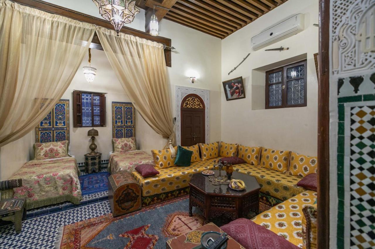 Riad Avec Terrasse Privee Et Piscine Partagee A 300M Fès Extérieur photo